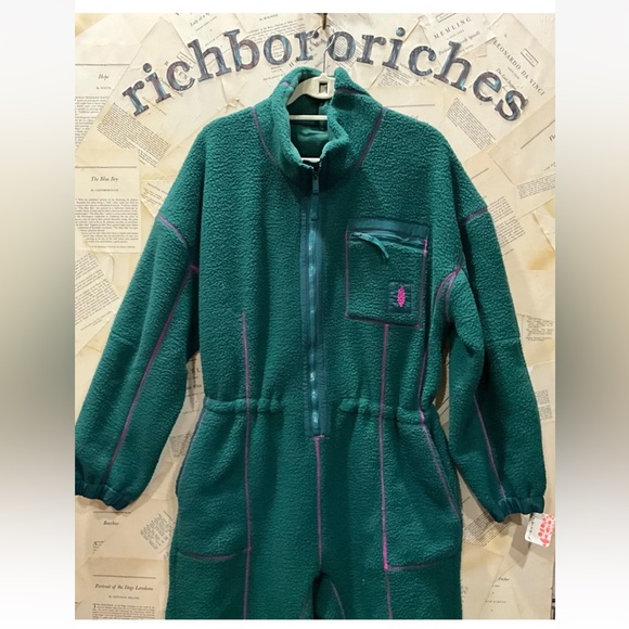 Free People Hit The Slopes Fleece Jumpsuit Emerald Green Pink Zipper - Picture 8 of 8